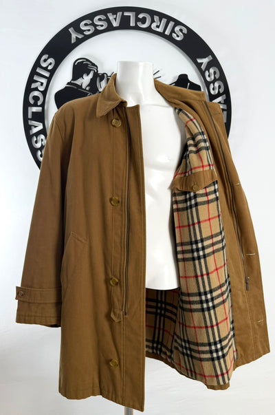 Abrigo Burberry (XL)
