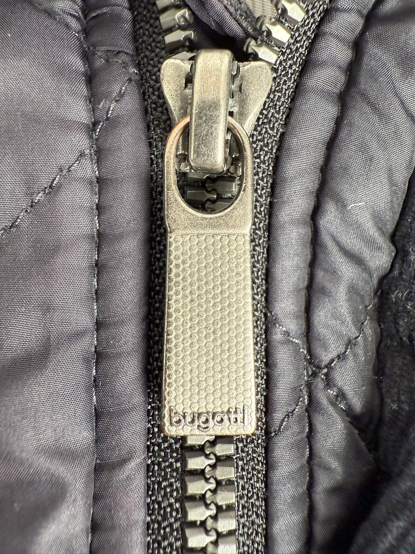Cazadora Bugatti (L)