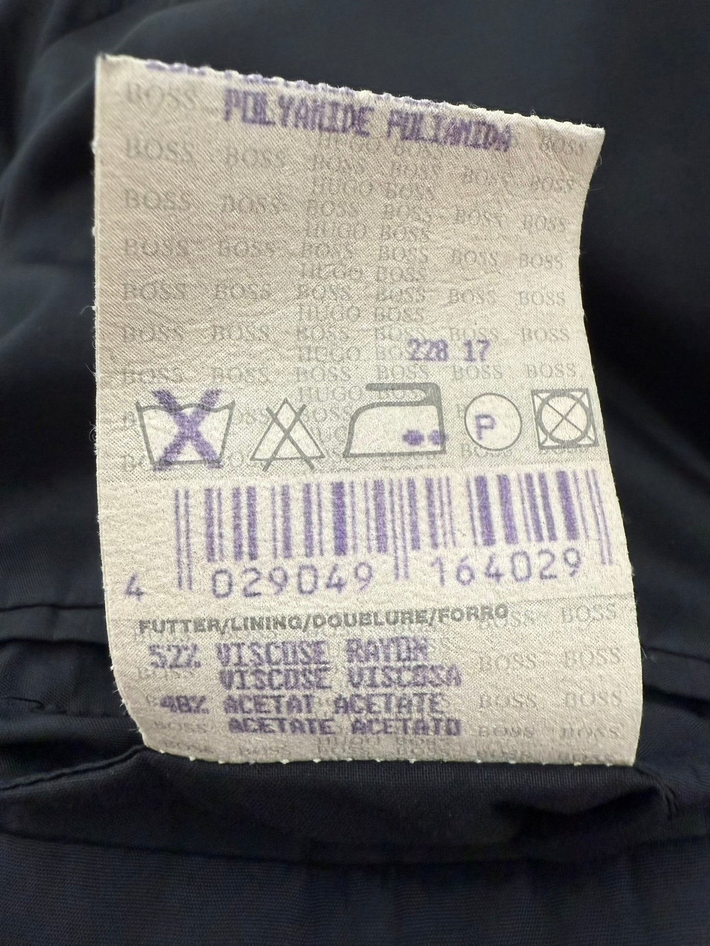 Abrigo Hugo Boss (XL)