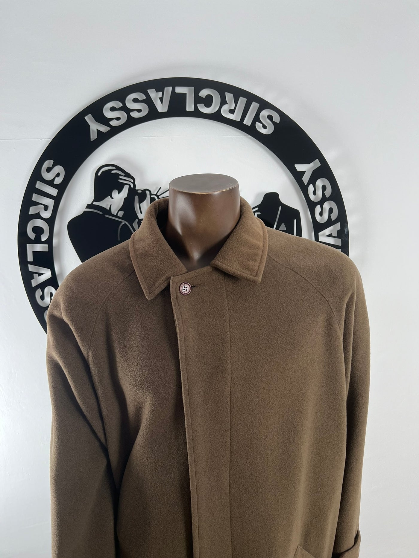 Abrigo Trussardi (XL)