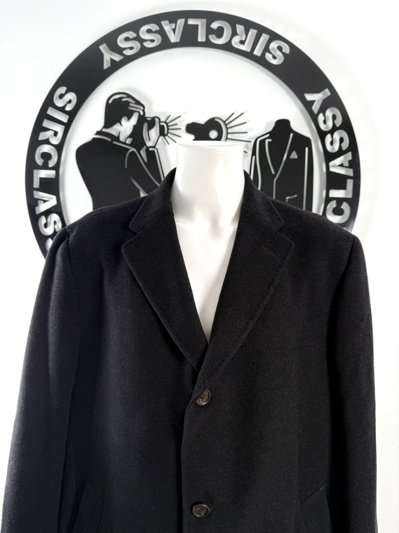 Abrigo Corneliani (XXL)