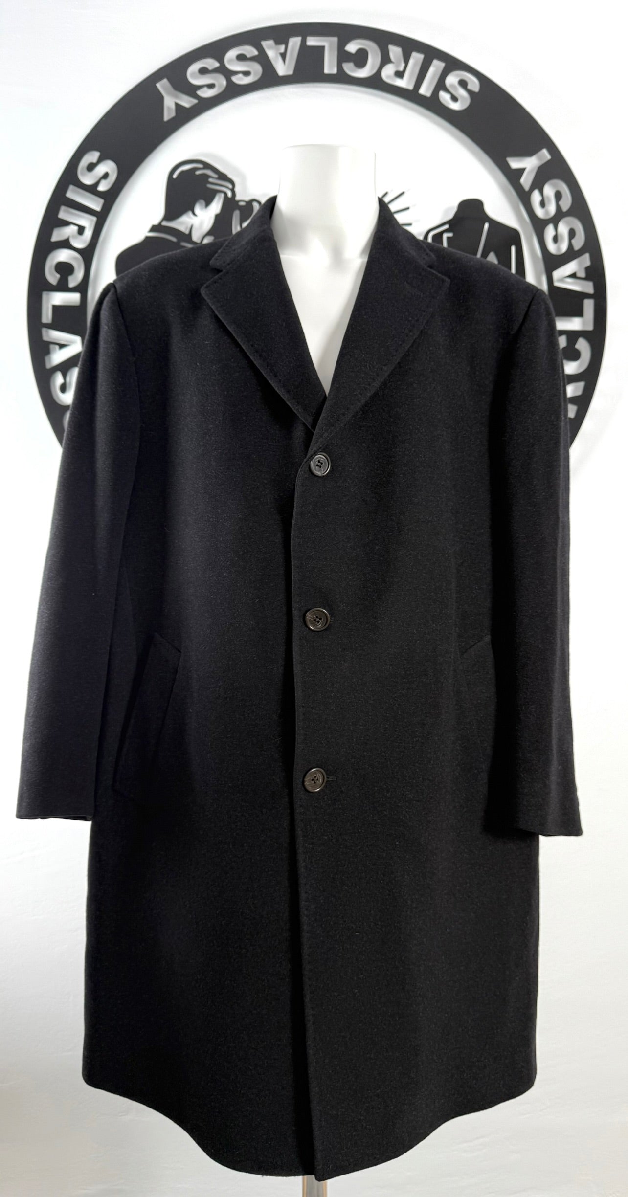 Abrigo Corneliani (XXL)