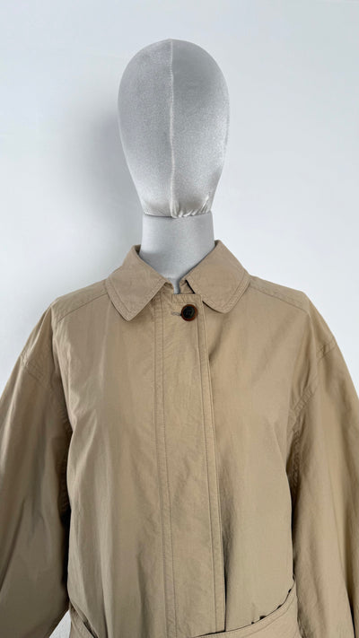 Gabardina Burberry (L)