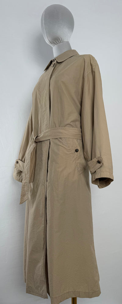 Gabardina Burberry (L)