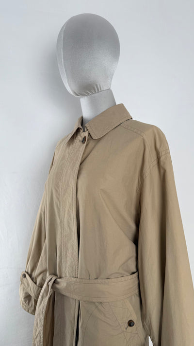 Gabardina Burberry (L)