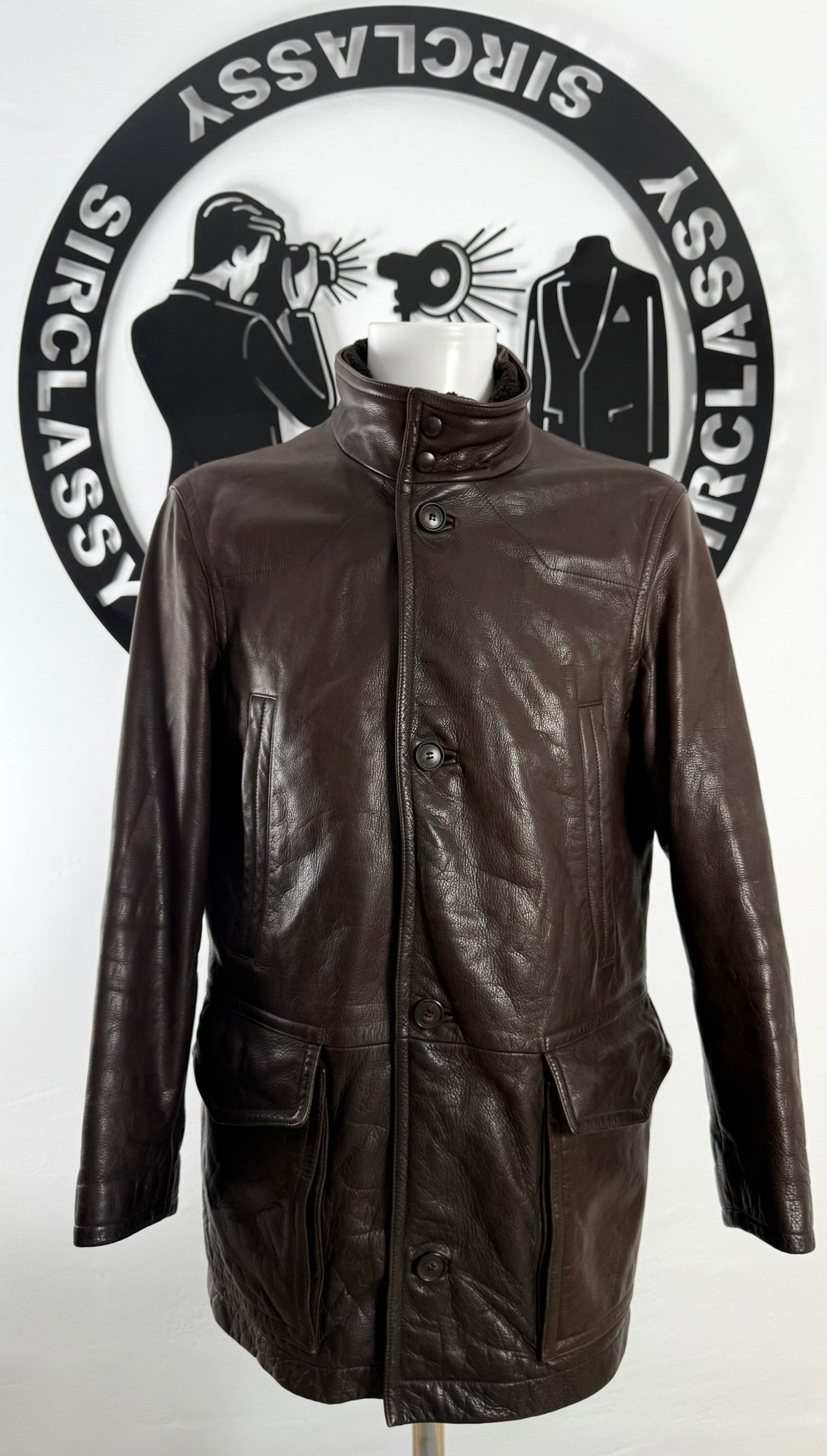 Abrigo de piel Hugo Boss (M)