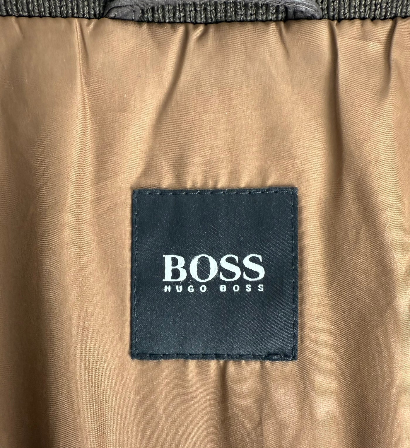 Abrigo Hugo Boss (L)