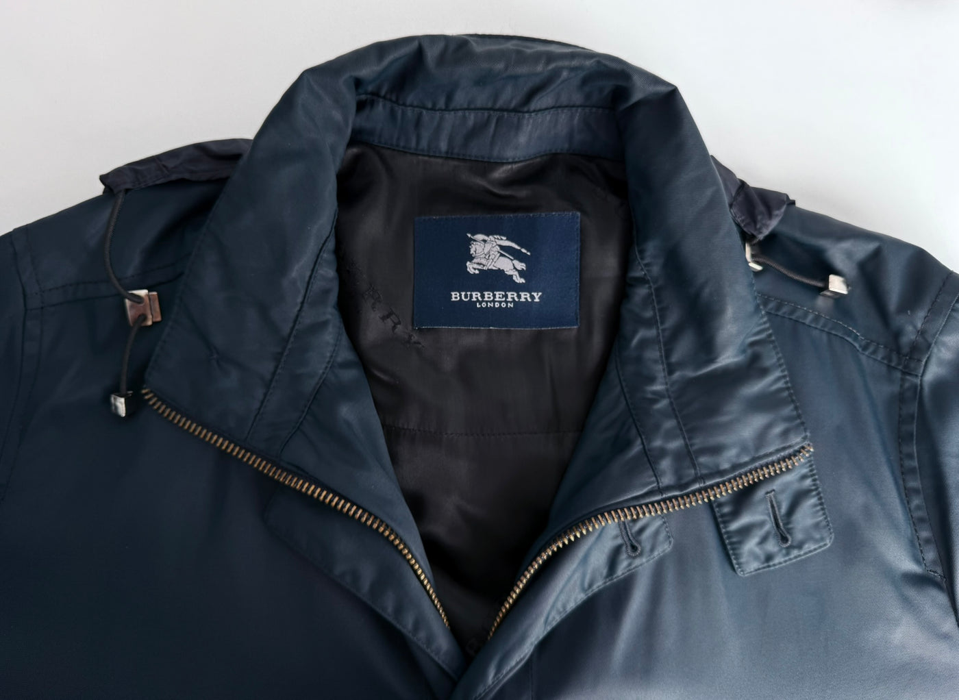 Abrigo Burberry (L)