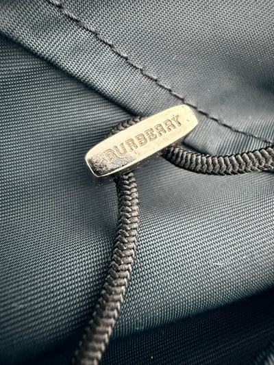 Abrigo Burberry (L)
