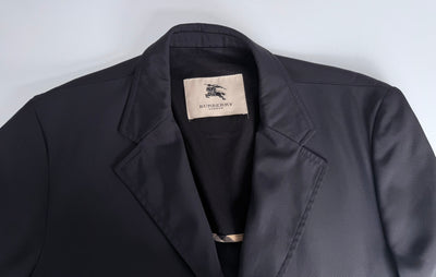 Gabardina Burberry (L)
