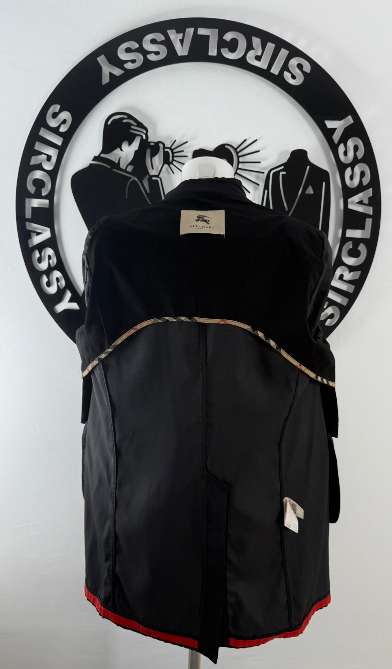 Gabardina Burberry (L)