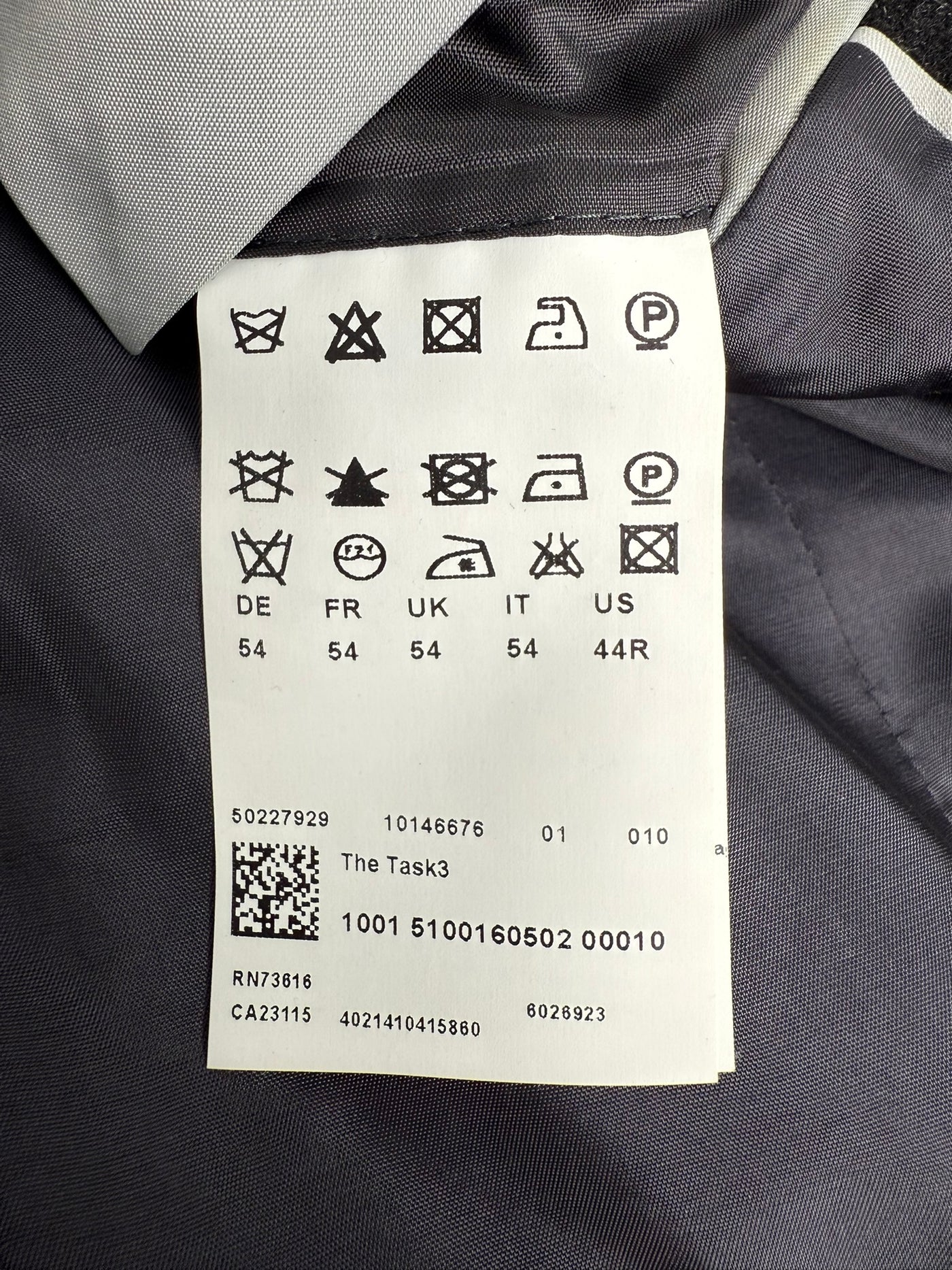 Abrigo Hugo Boss (XL)