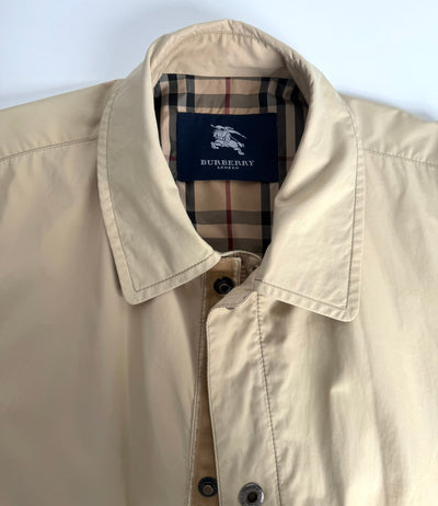 Cazadora Burberry (XL)