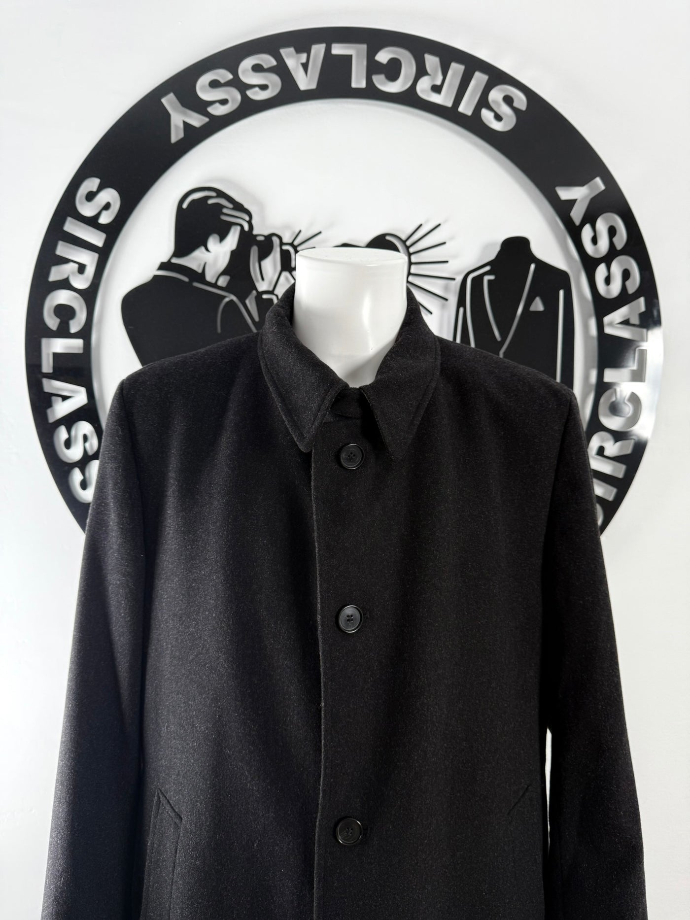 Abrigo Hugo Boss (XL)