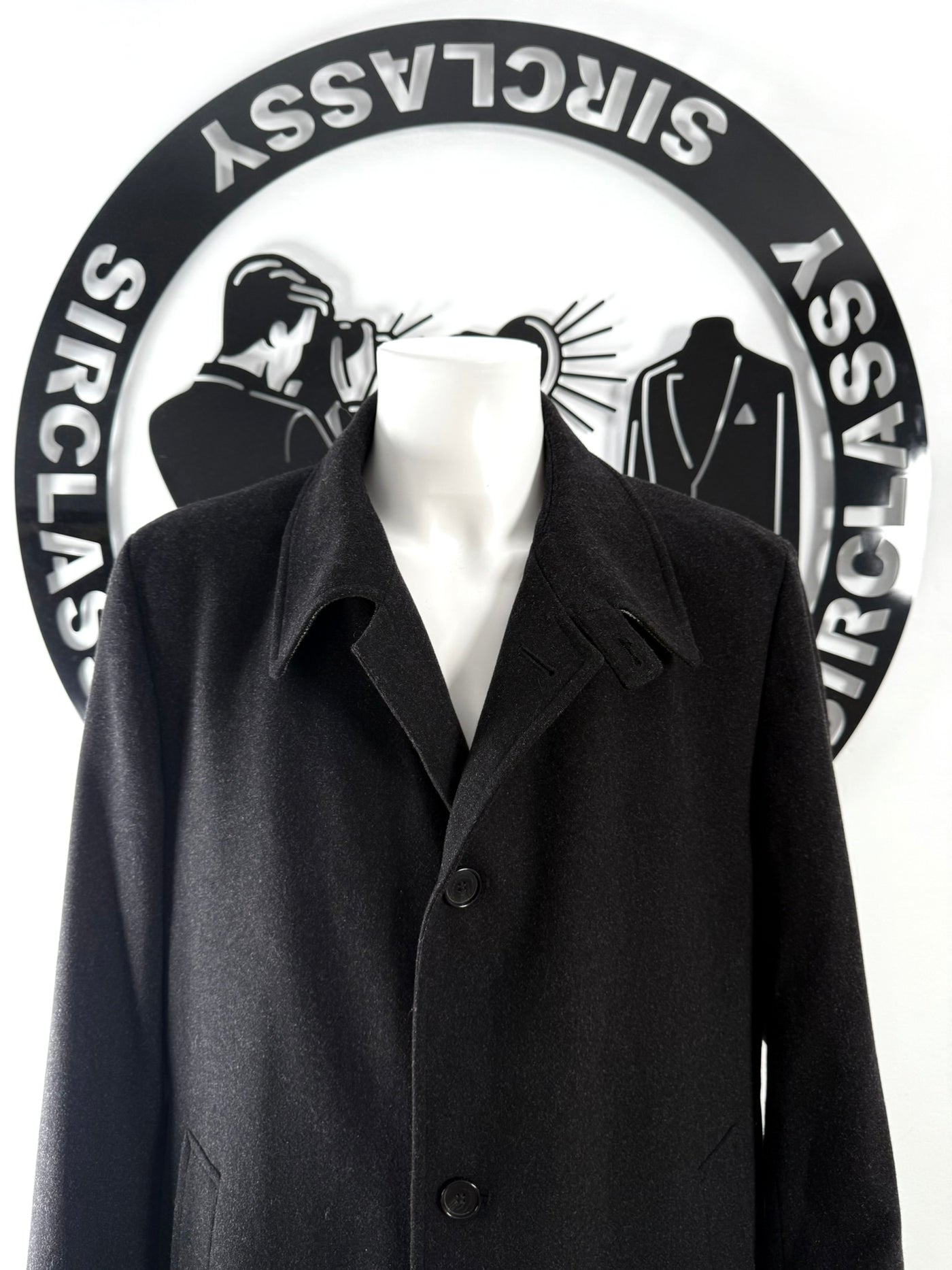 Abrigo Hugo Boss (XL)