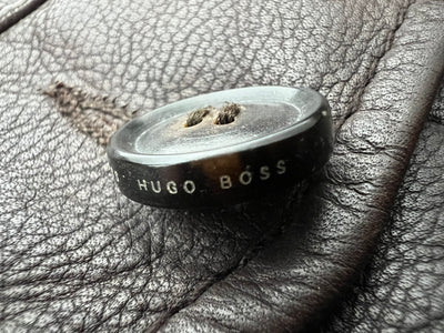 Abrigo de piel Hugo Boss (XL)