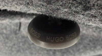 Abrigo Hugo Boss (XL)