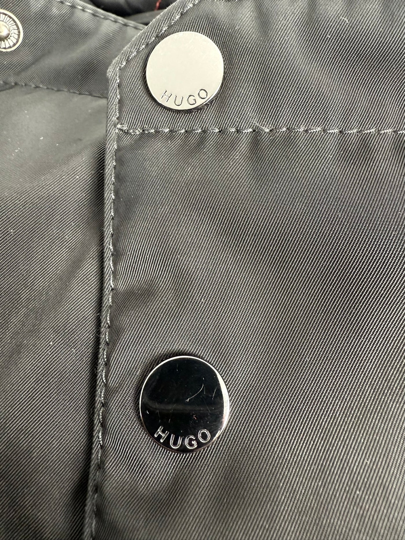 Abrigo Hugo Boss (S)