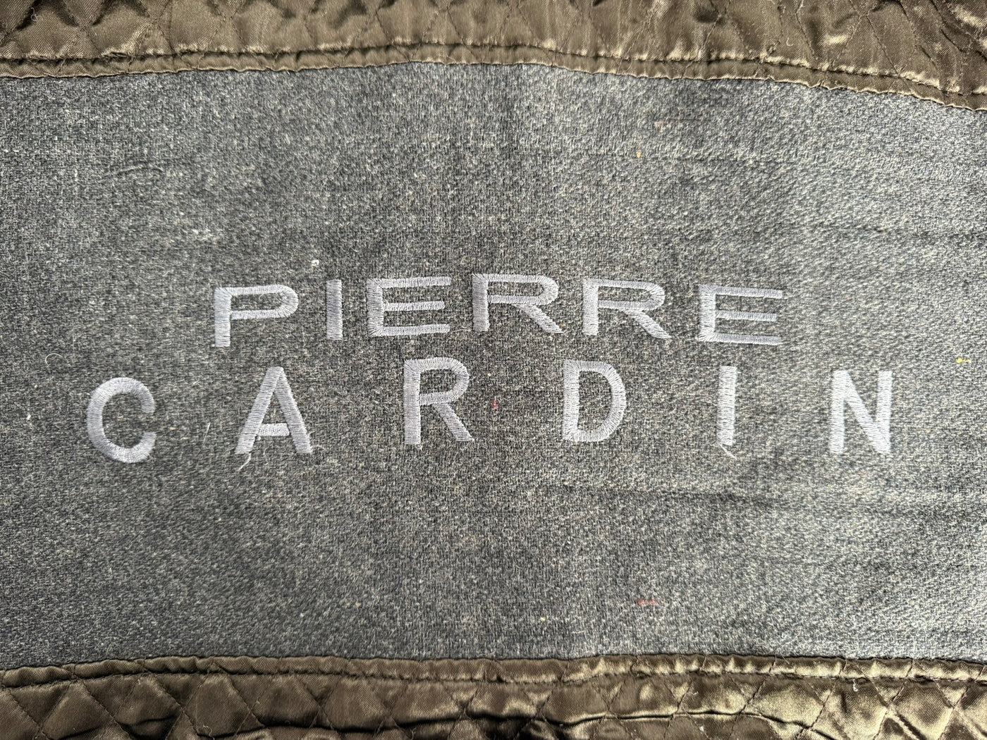 Abrigo de piel Pierre Cardin (L)