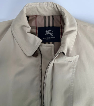 Abrigo Burberry (M)