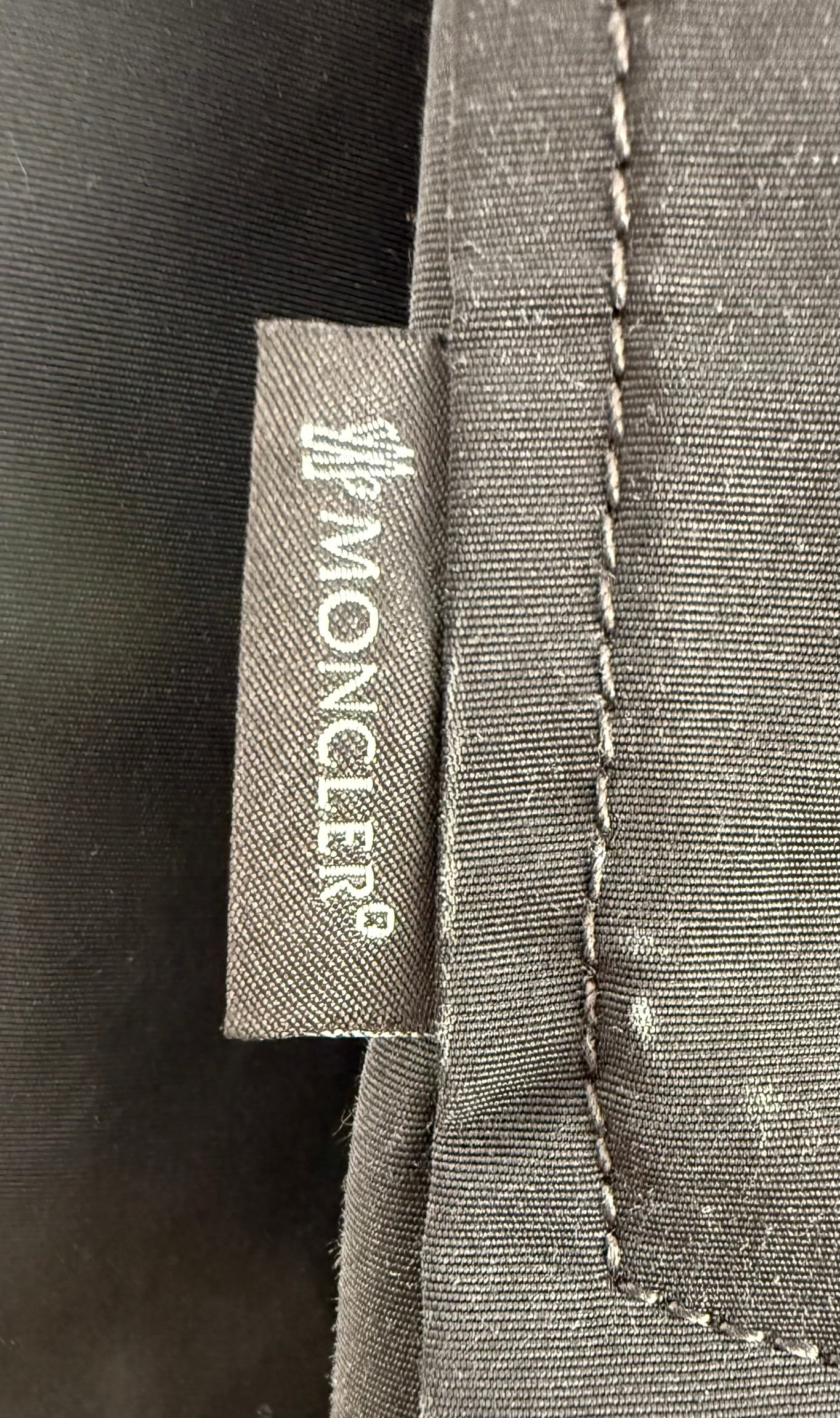 Cazadora Moncler (L)