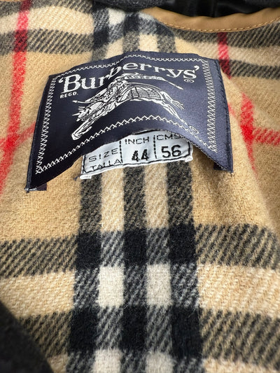 Abrigo Burberry (XXL)