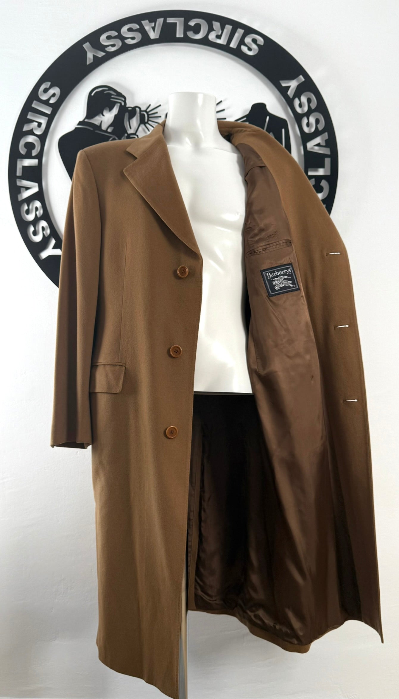 Abrigo Burberry (XL)