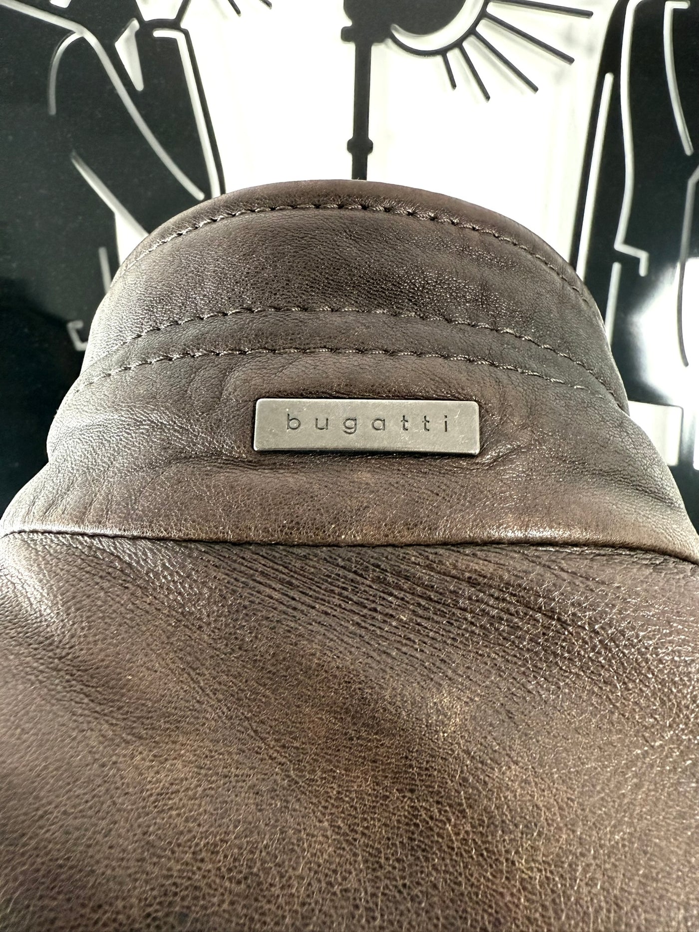 Abrigo de piel Bugatti (XL)