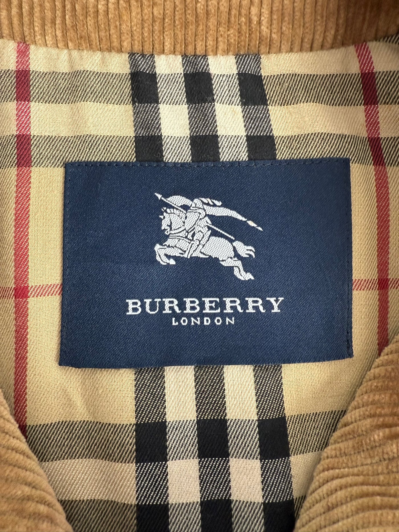 Abrigo Burberry (L)