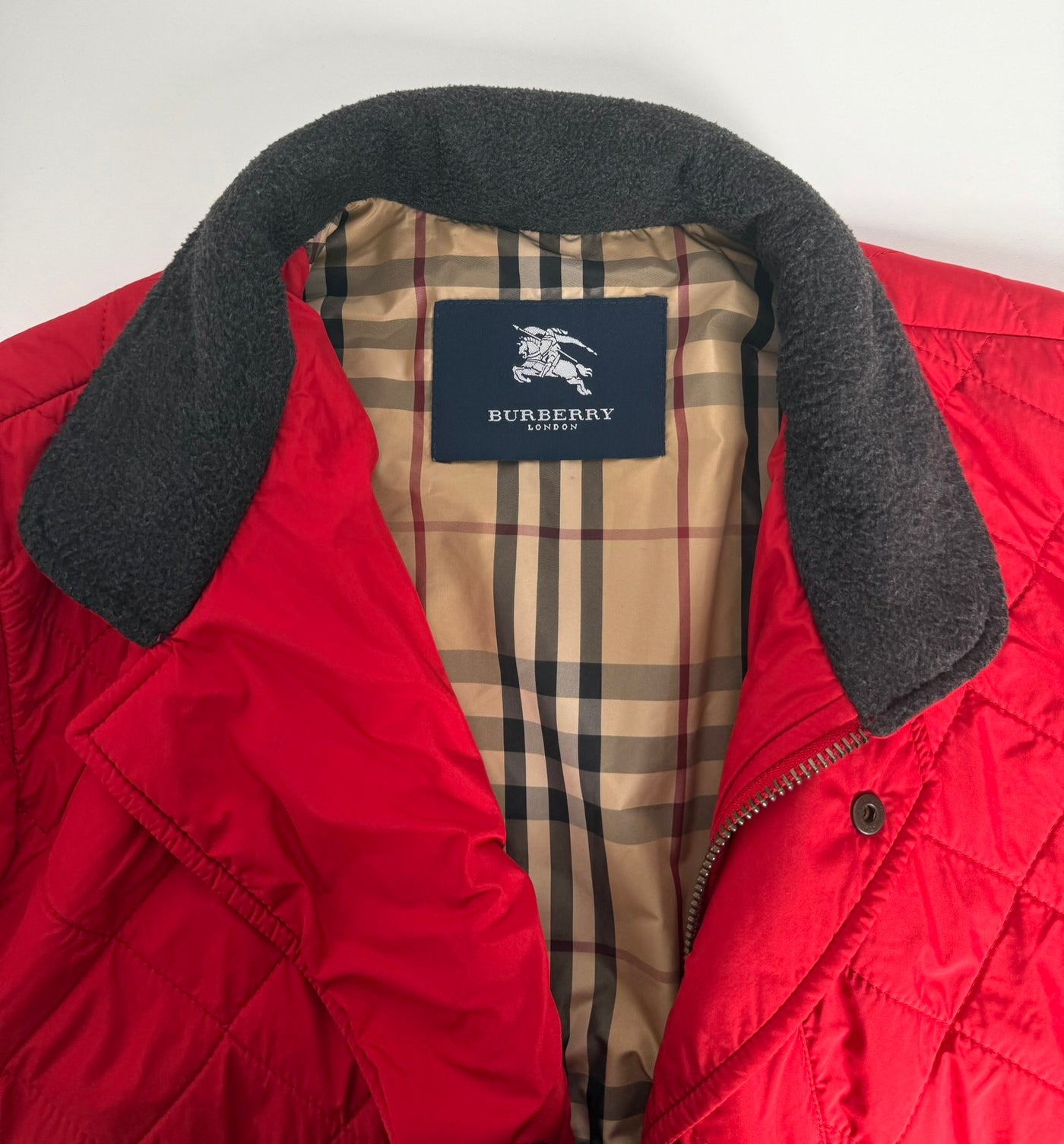 Abrigo Burberry (L)