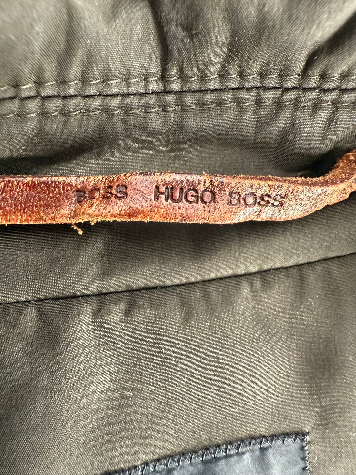 Gabardina Hugo Boss (L)