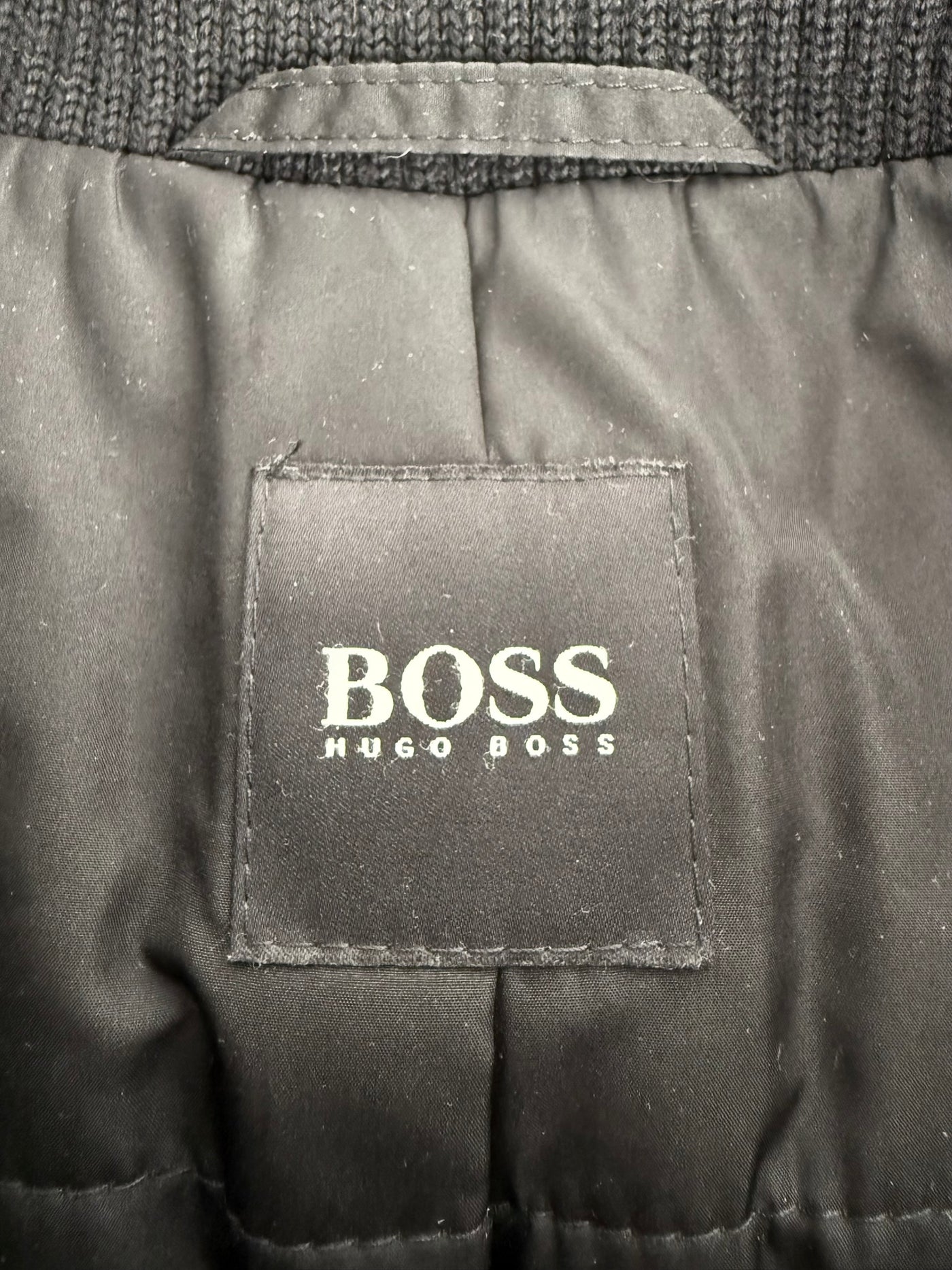 Abrigo Hugo Boss (XXL)