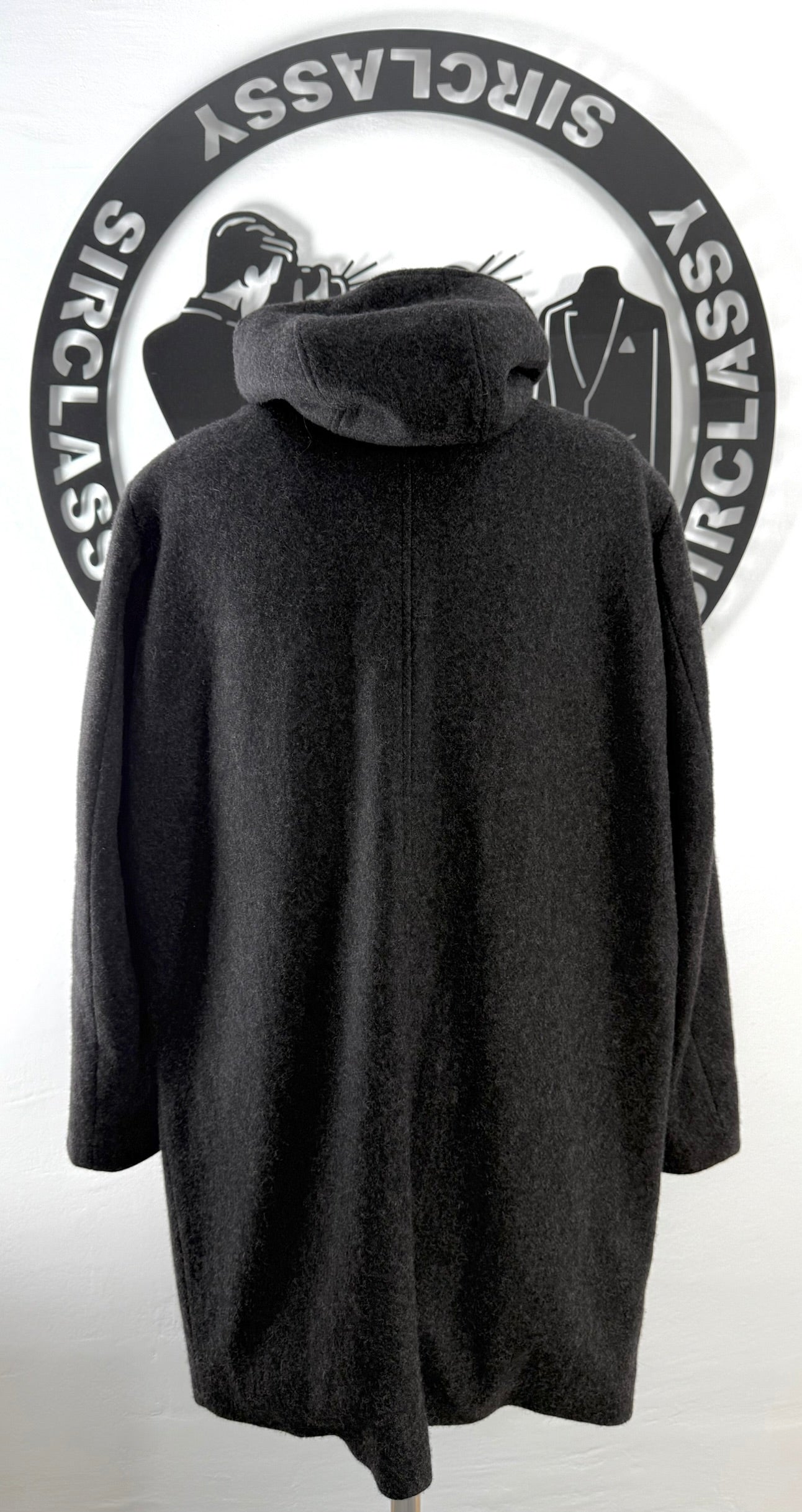 Abrigo Hugo Boss (XL)