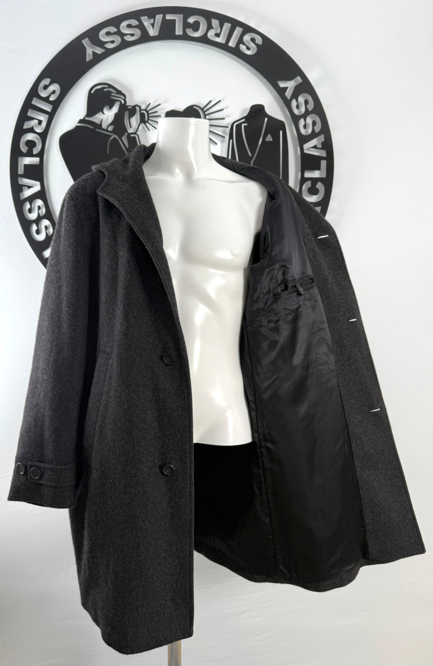 Abrigo Hugo Boss (XL)