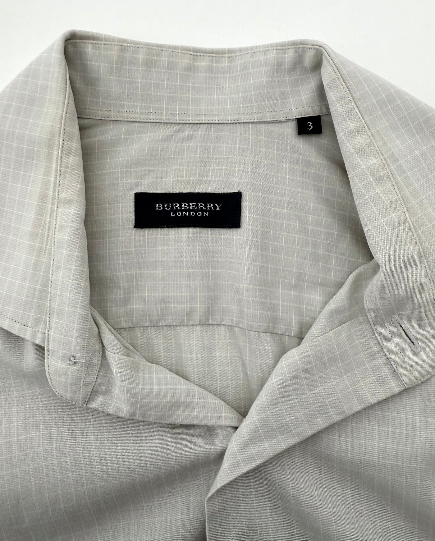 Camisa Burberry (M)