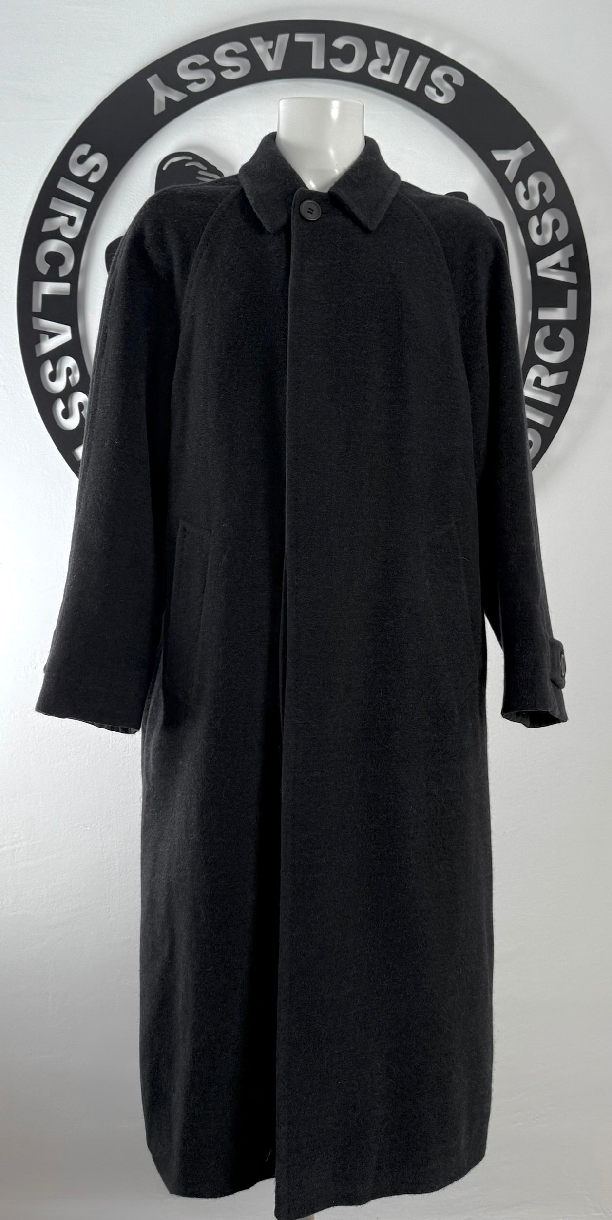 Abrigo Hugo Boss (XL)