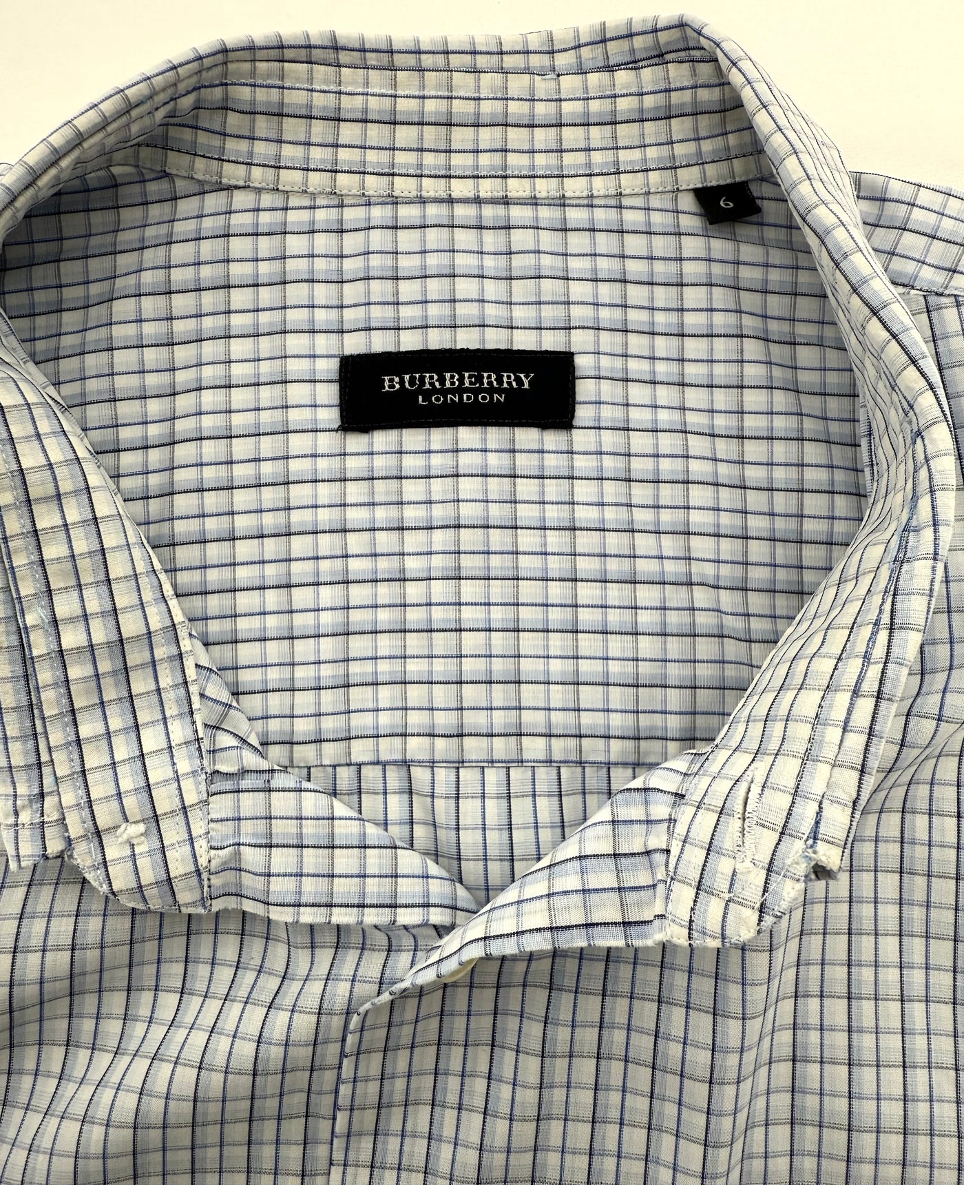 Camisa Burberry (XL)