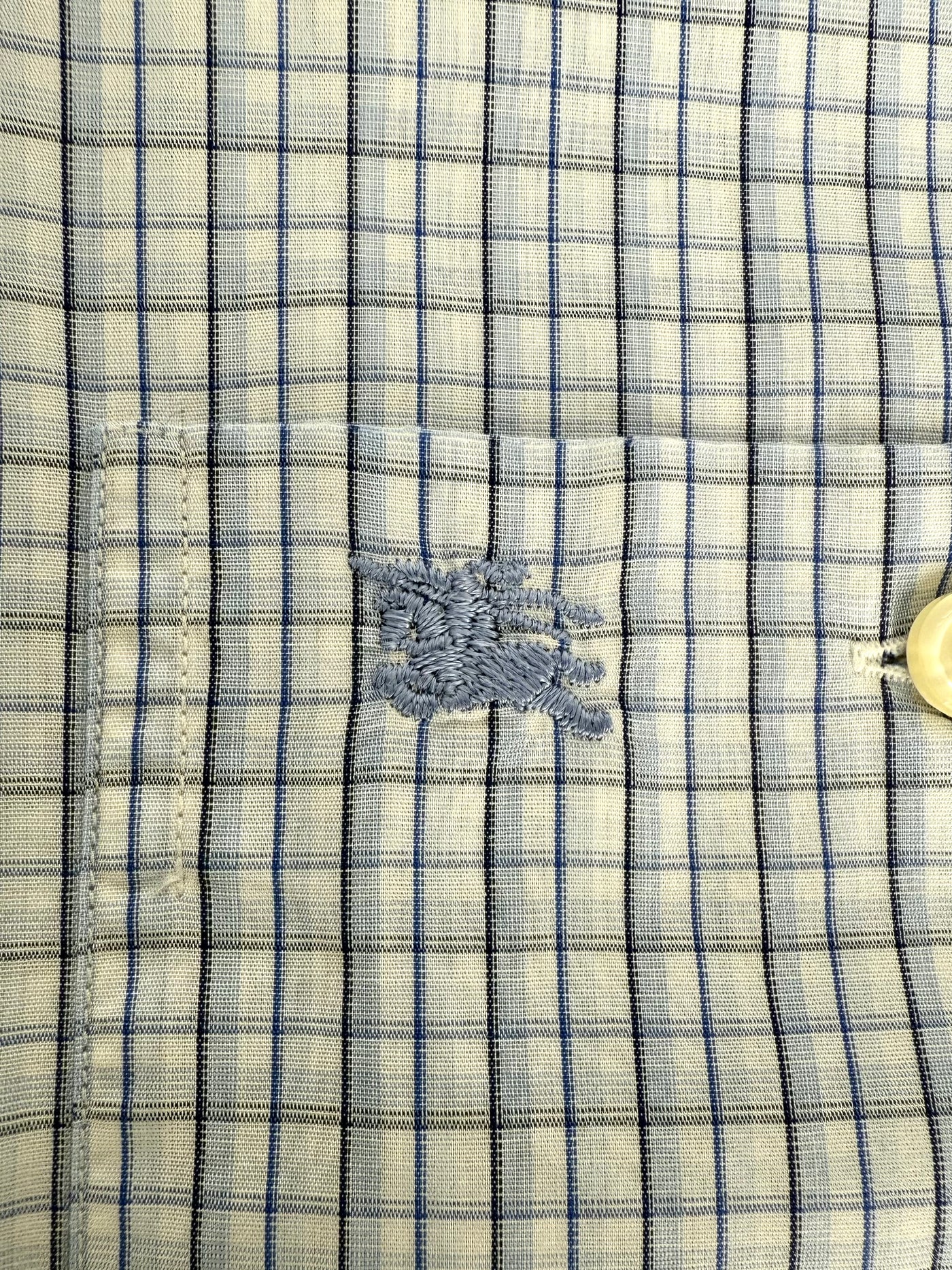 Camisa Burberry (XL)