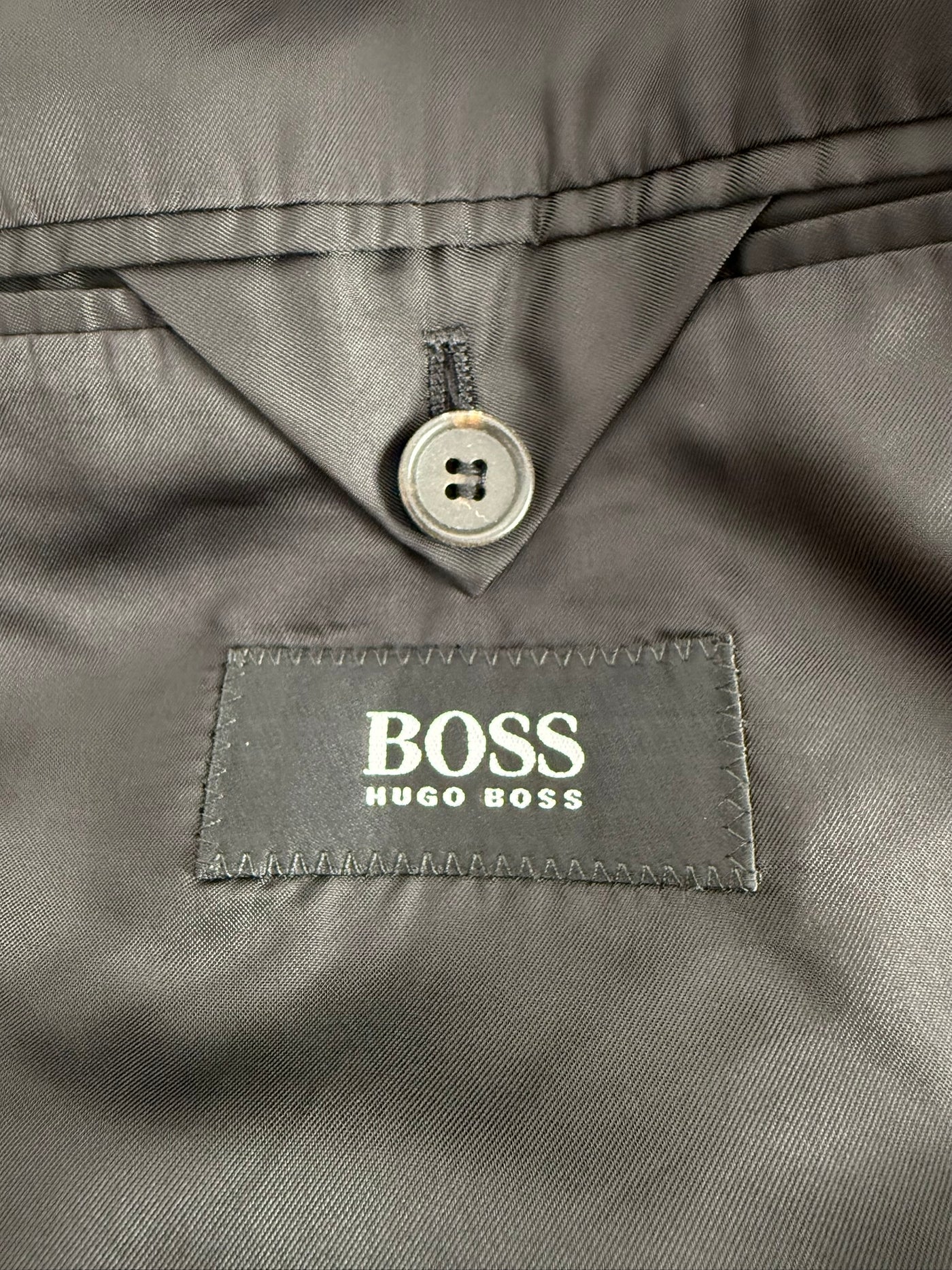 Abrigo Hugo Boss (XL)
