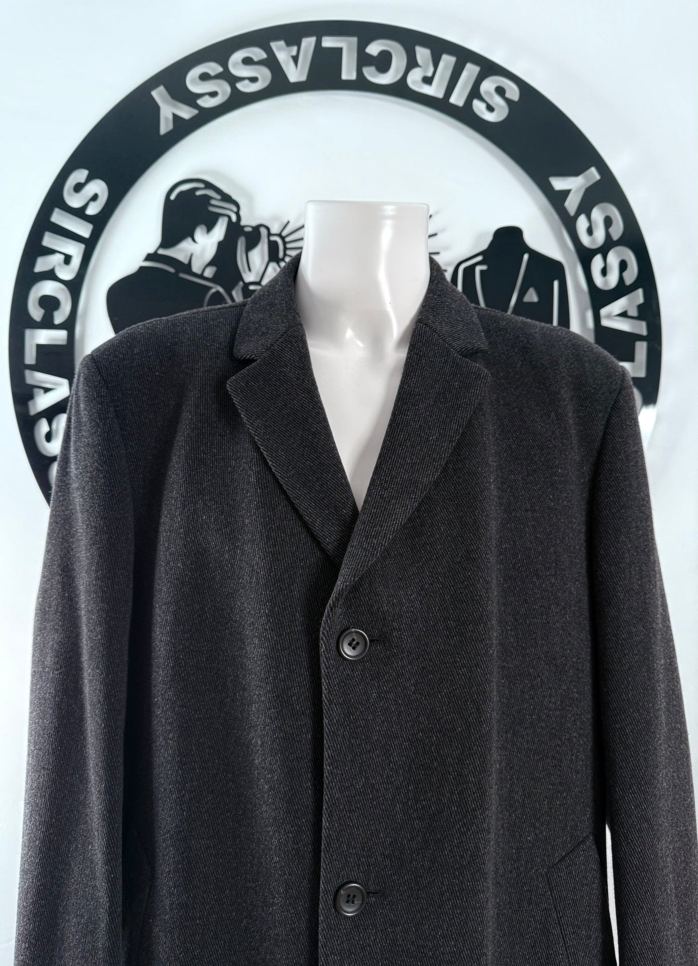 Abrigo Hugo Boss (XL)