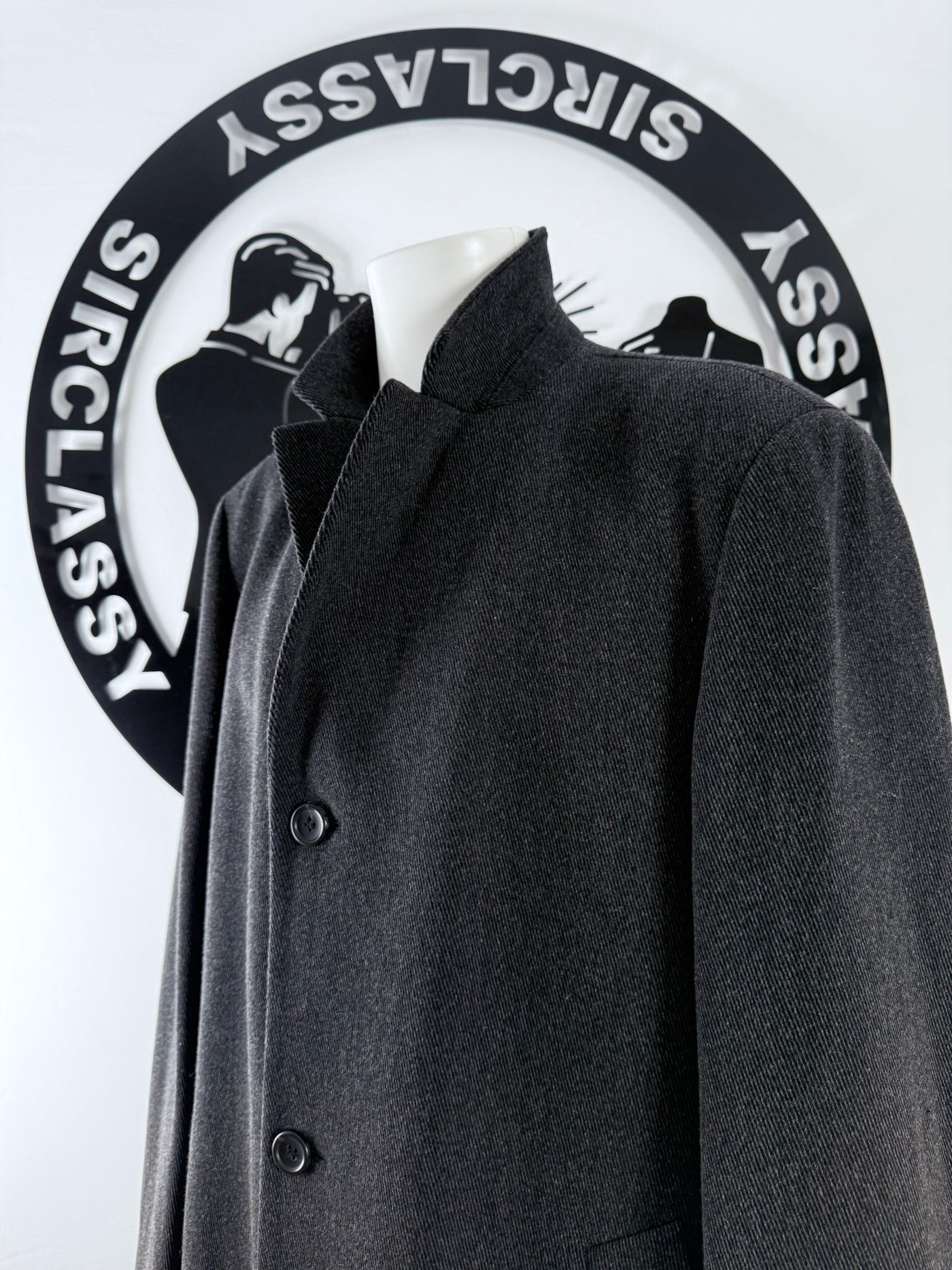Abrigo Hugo Boss (XL)