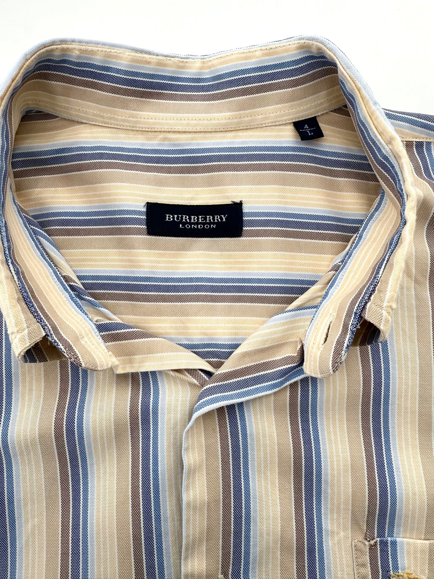 Camisa Burberry (L)