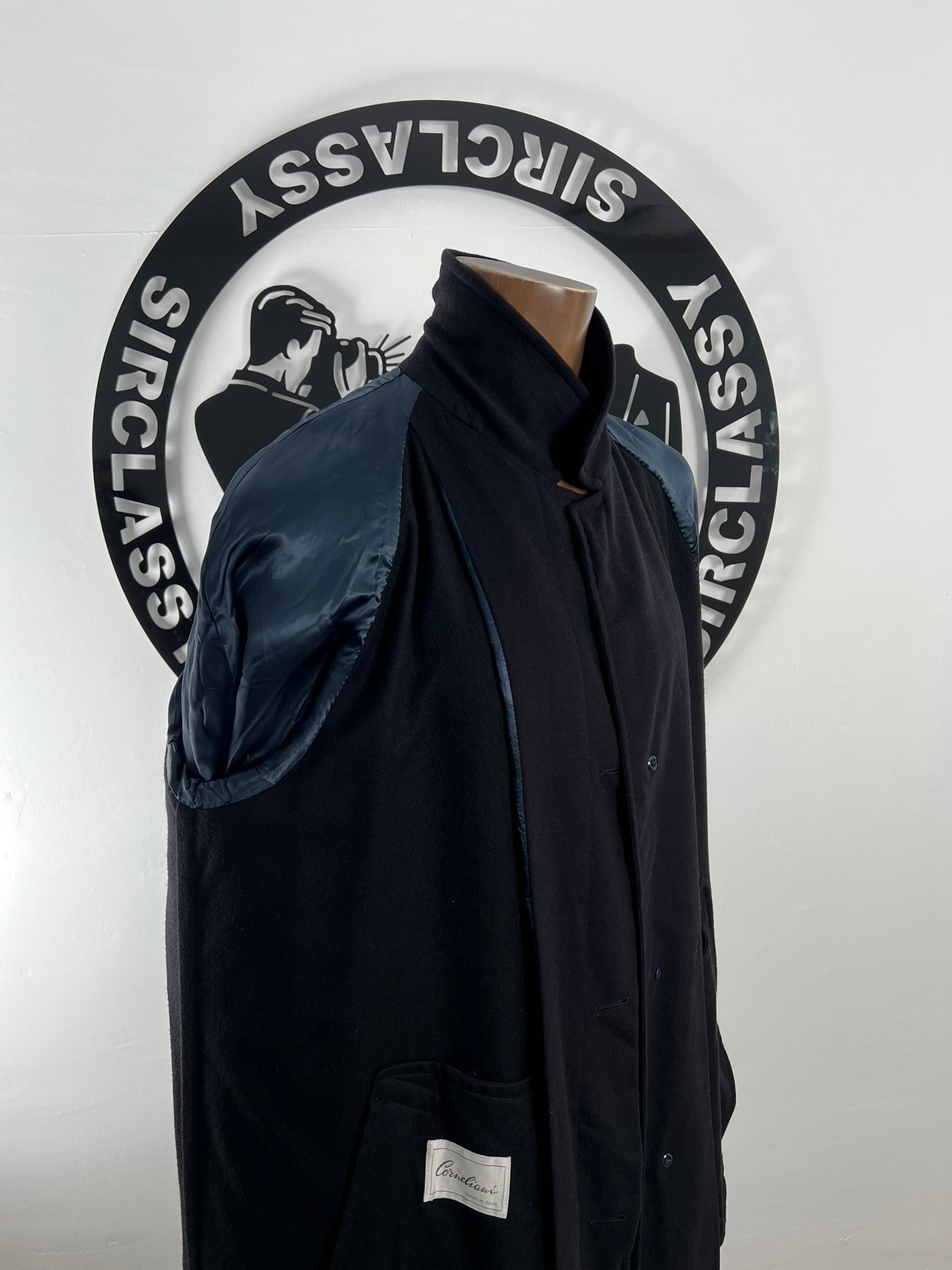 Abrigo Corneliani (XL)