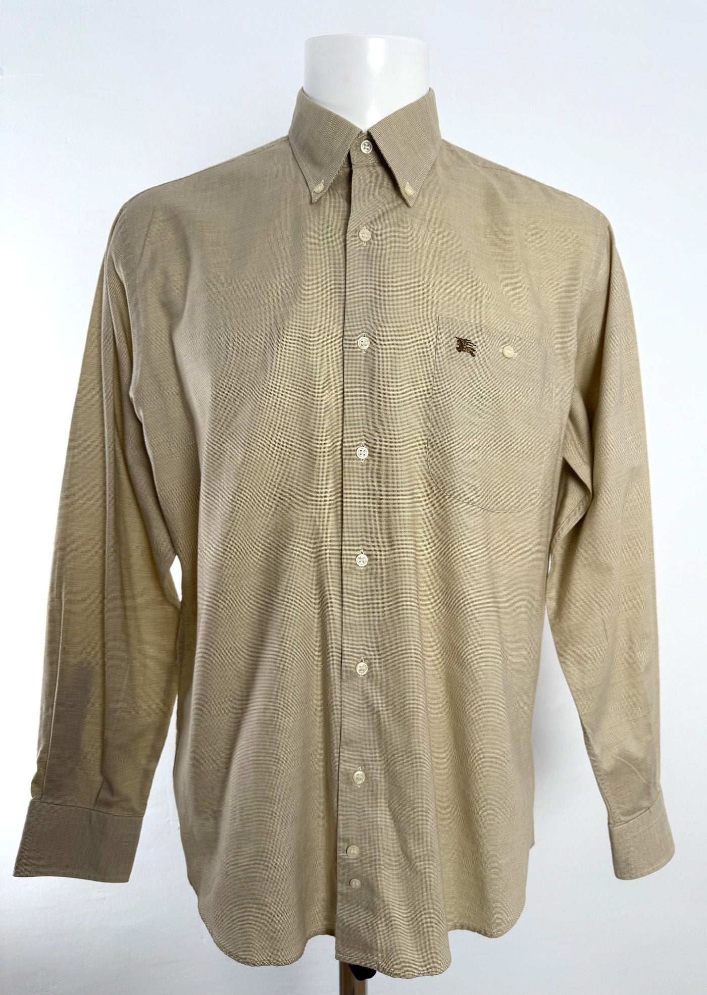 Camisa Burberry (M)