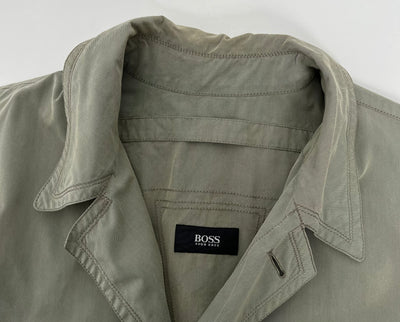 Gabardina Hugo Boss (XL)