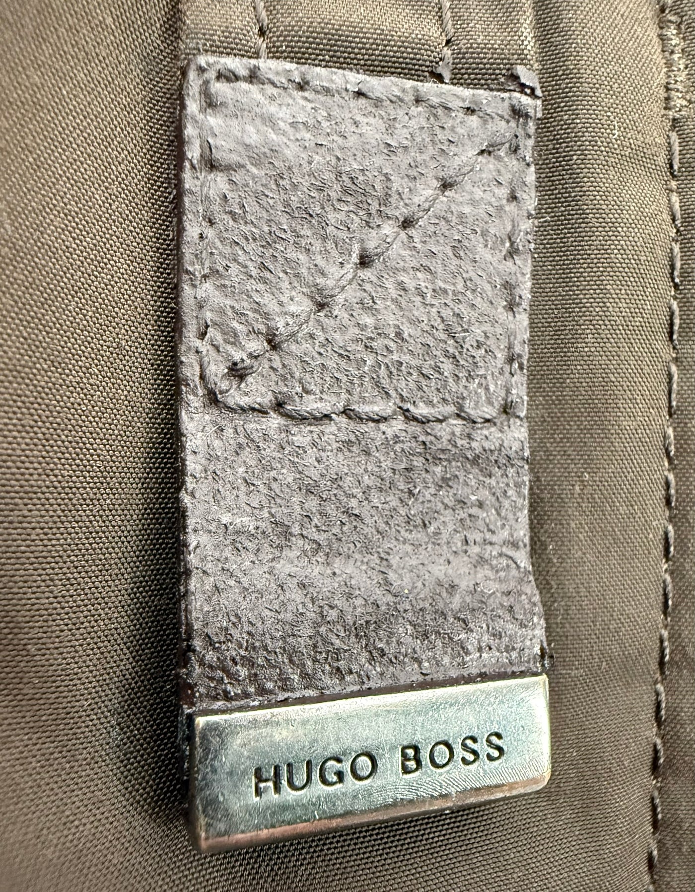 Abrigo Hugo Boss (XXL)