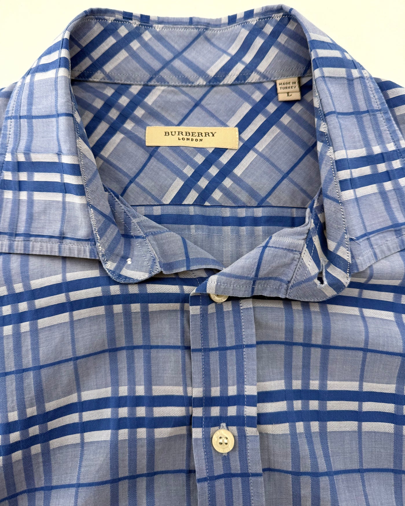 Camisa Burberry (L)