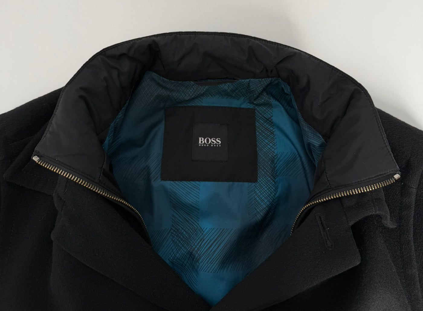 Abrigo Hugo Boss (M)