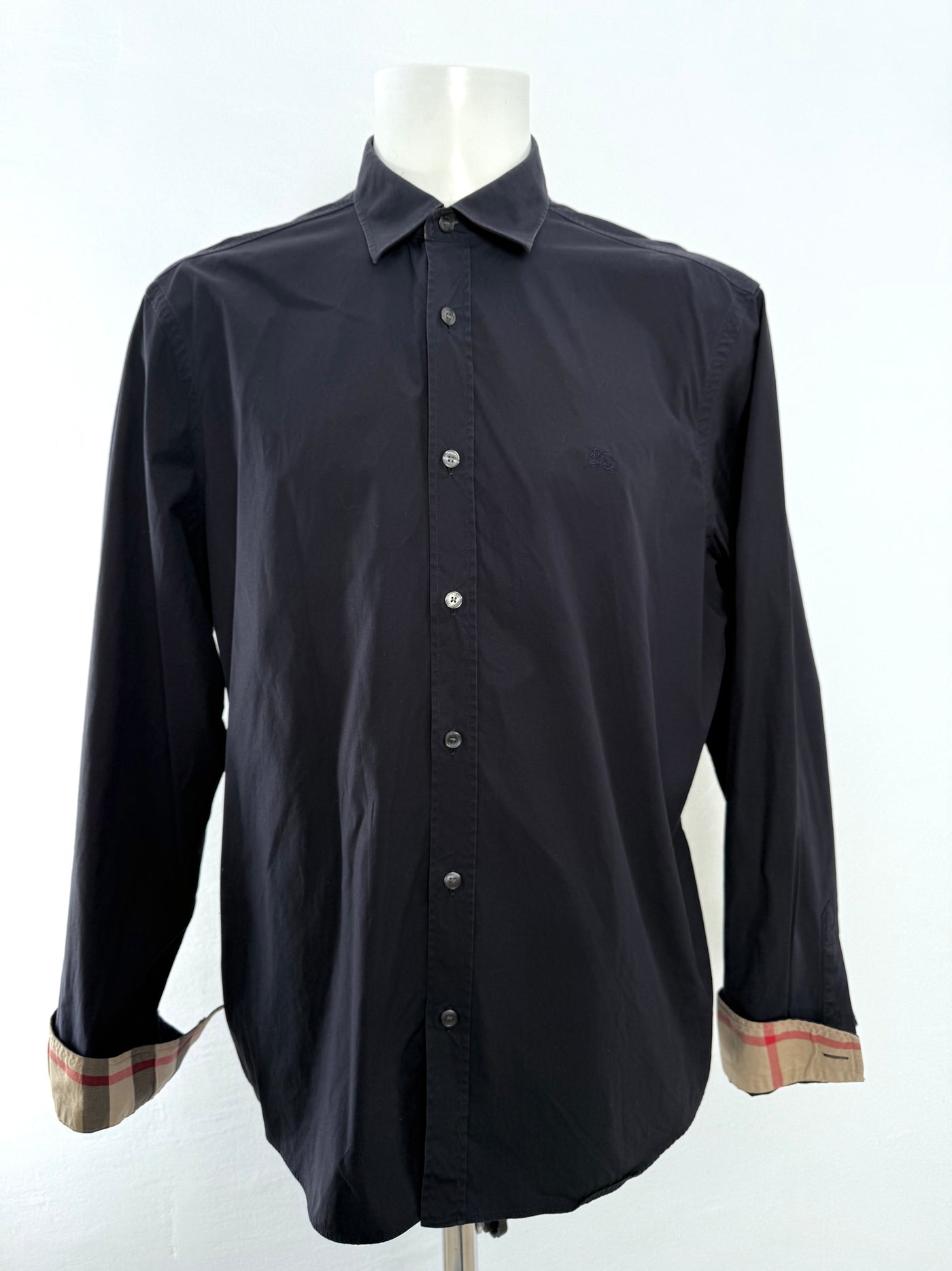 Camisa Burberry (XL)