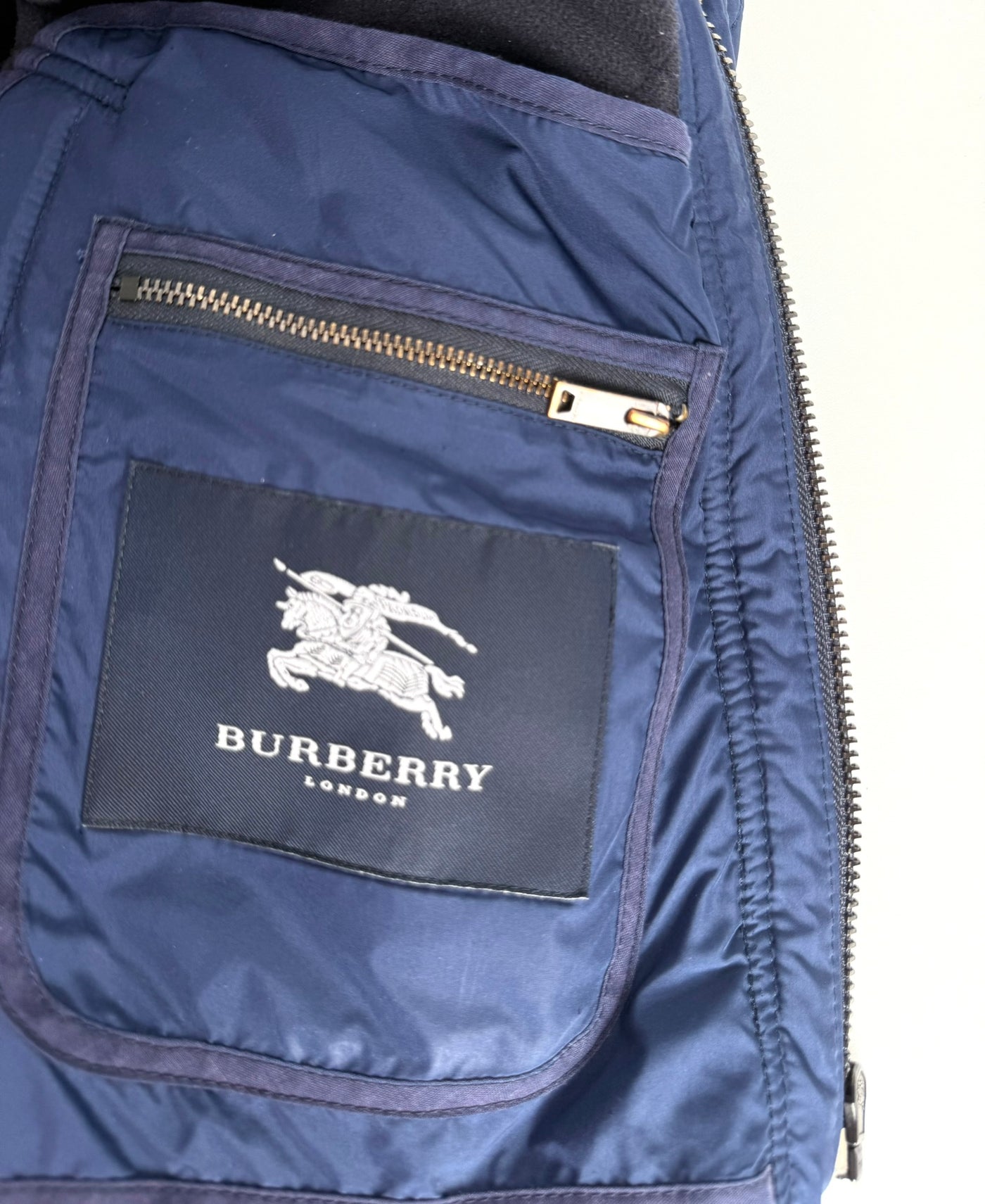 Abrigo Burberry (M)